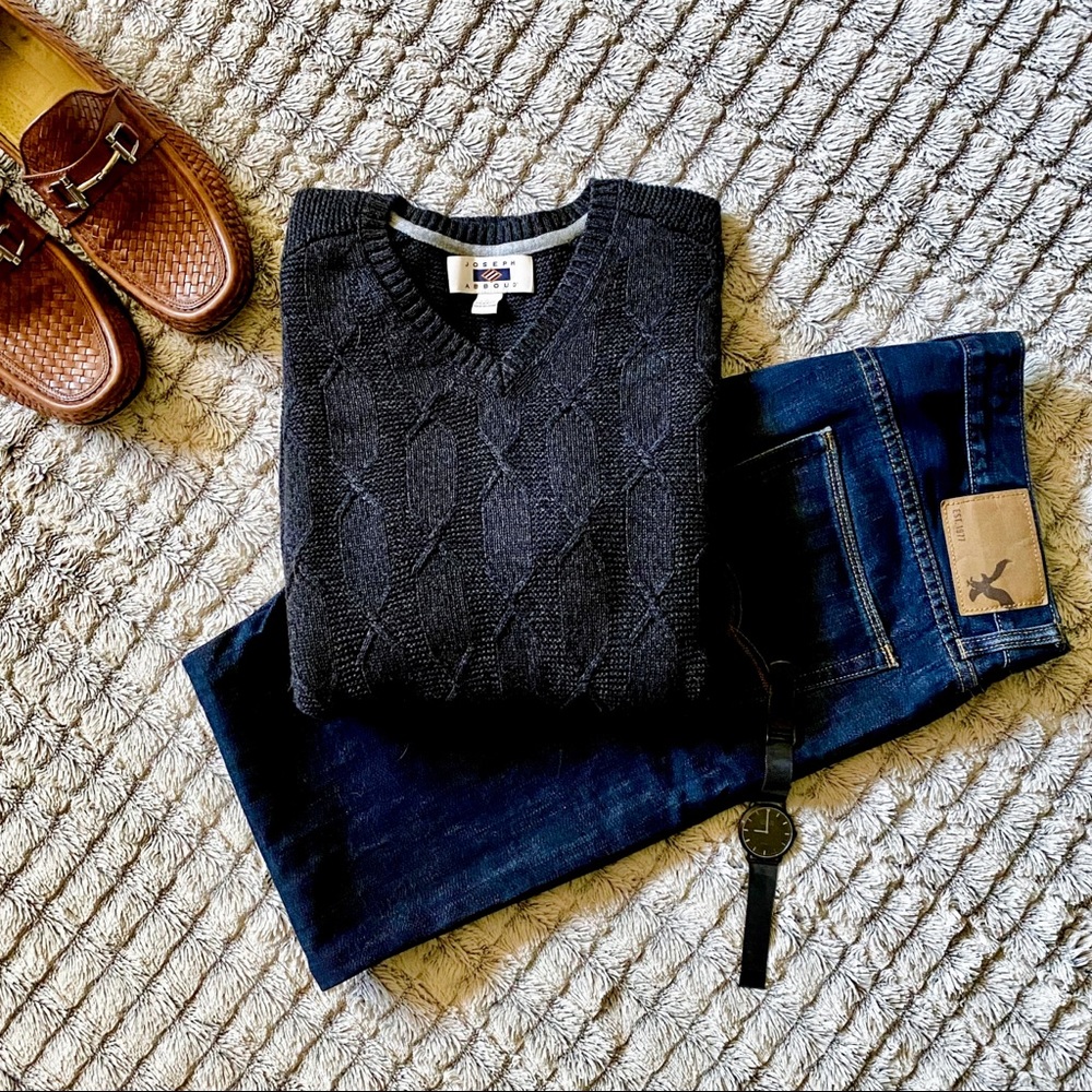Joseph Abboud Charcoal Cable V-Neck Sweater